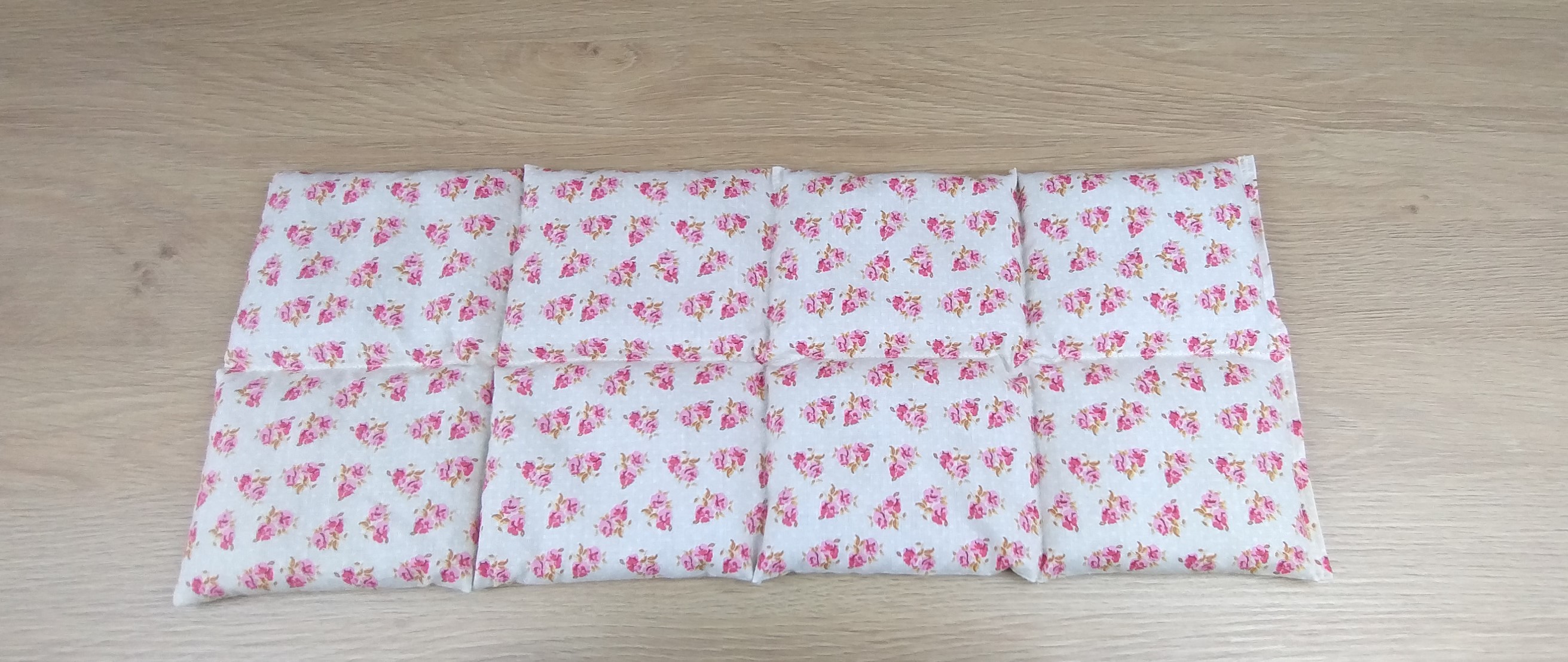 Körnerkissen Kleine Rosen Beige