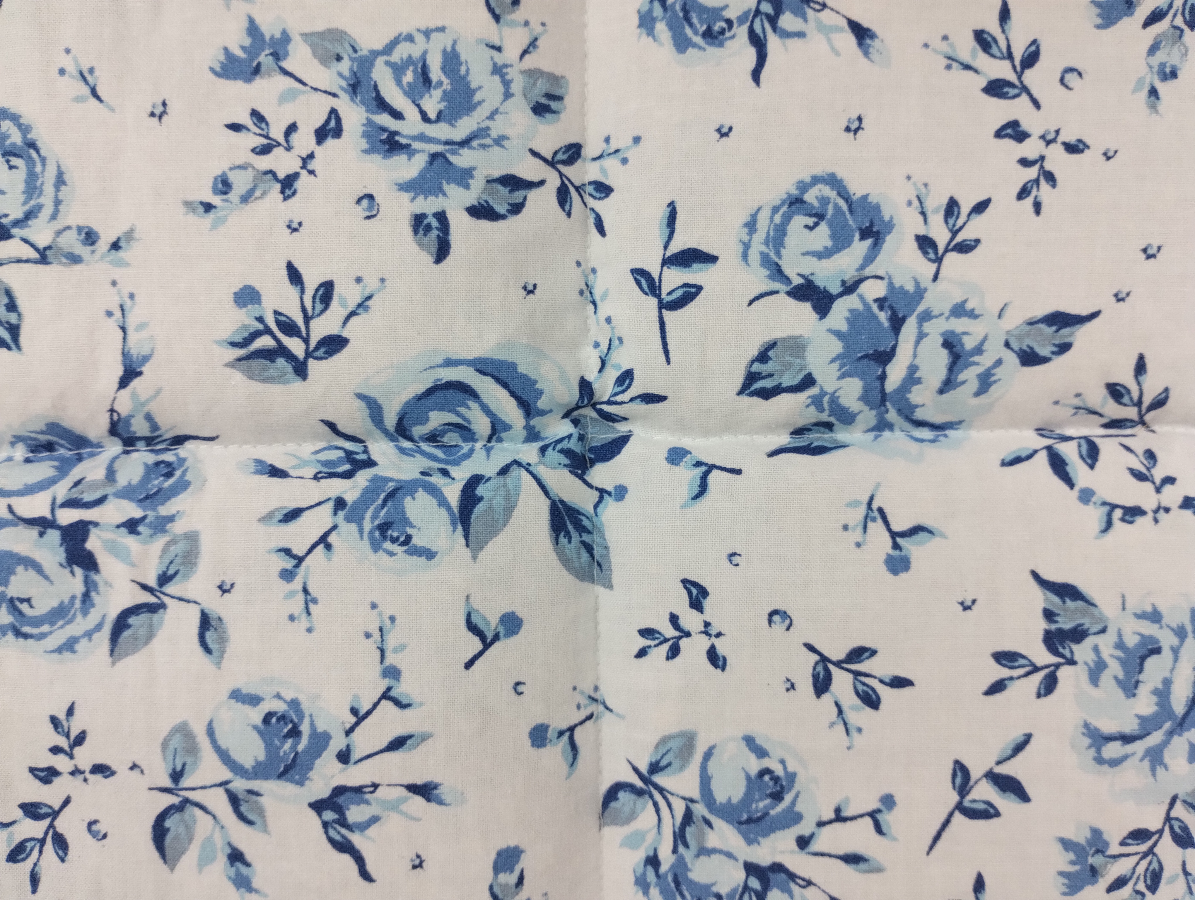 Körnerkissen Rosen Blau