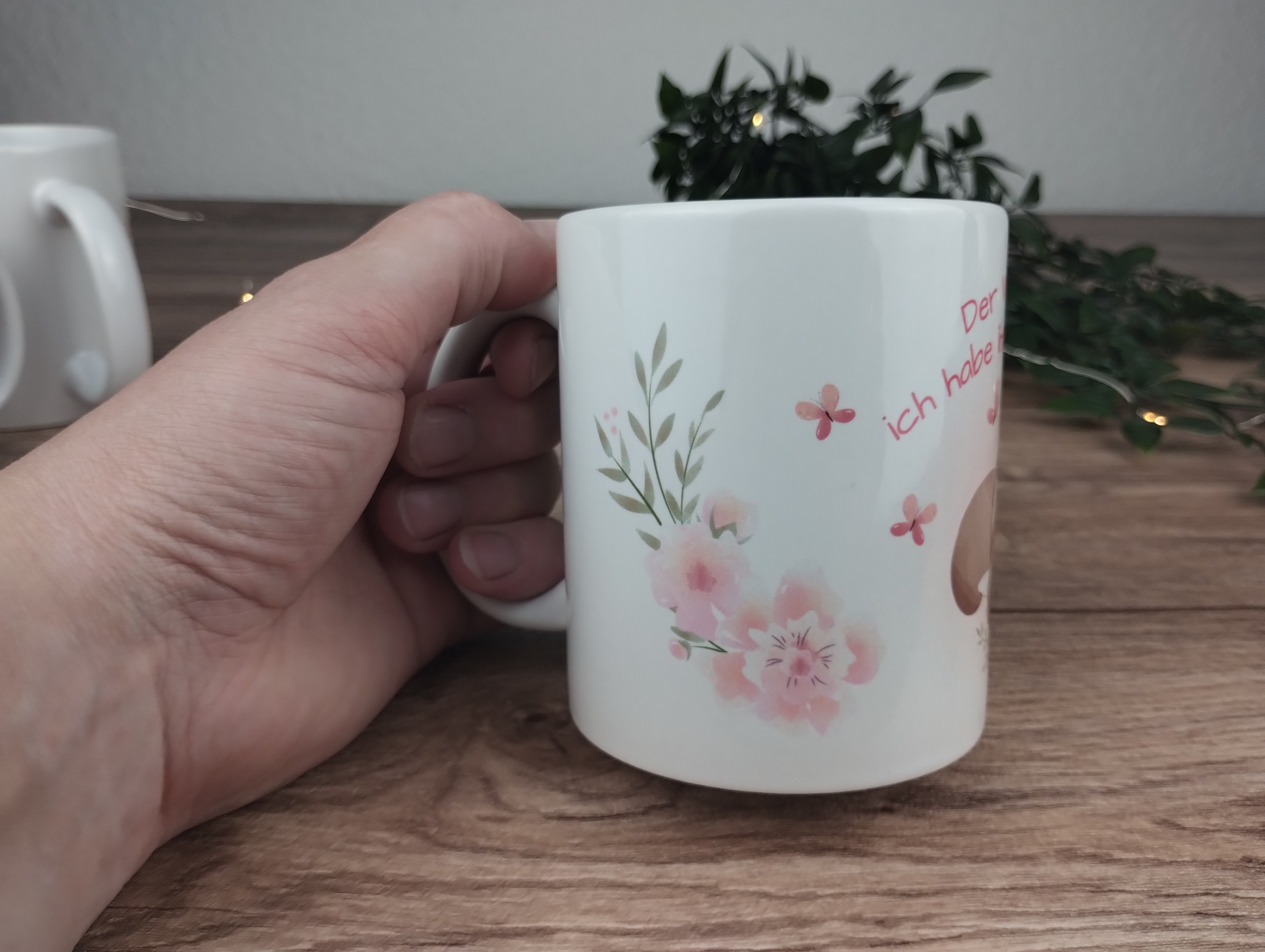 niedliche Keramiktasse mit Faultiermotiv und Spruch